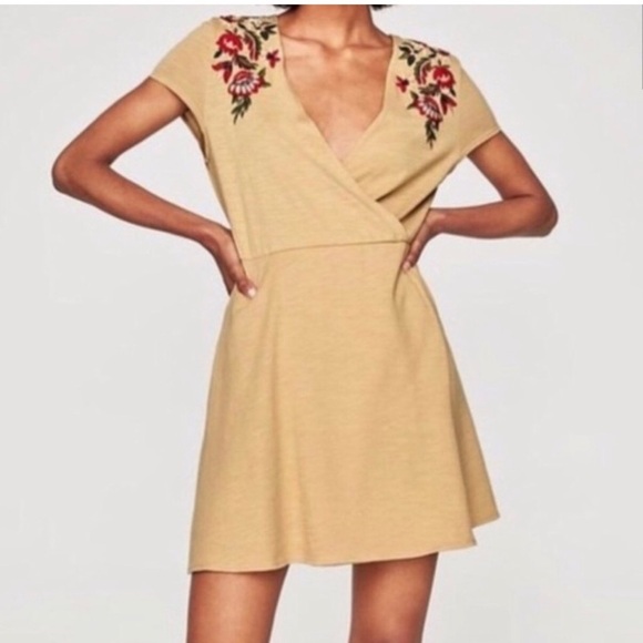 ZARA Embroidered Knit Faux Wrap Dress Medium Boho Festival Western M Rodeo - Picture 3 of 12